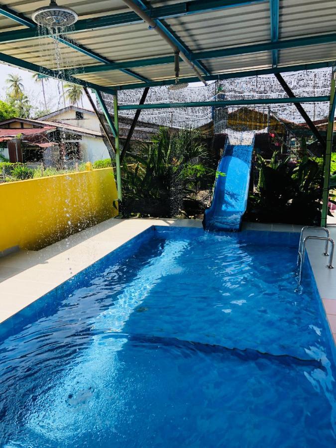 Homestay Tok Abah Dalam Rhu Pasir Puteh Ngoại thất bức ảnh