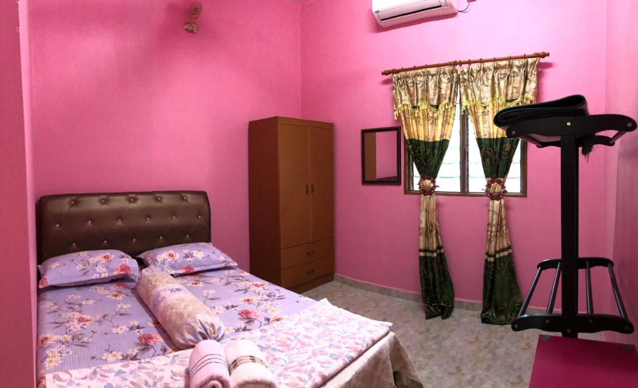 Homestay Tok Abah Dalam Rhu Pasir Puteh Ngoại thất bức ảnh